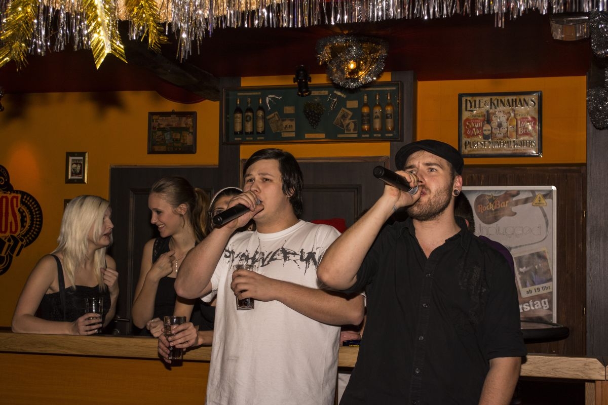 karaoke-06-12-2013-056